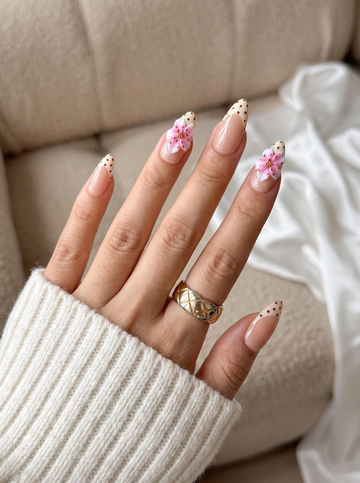 Cream Rosette